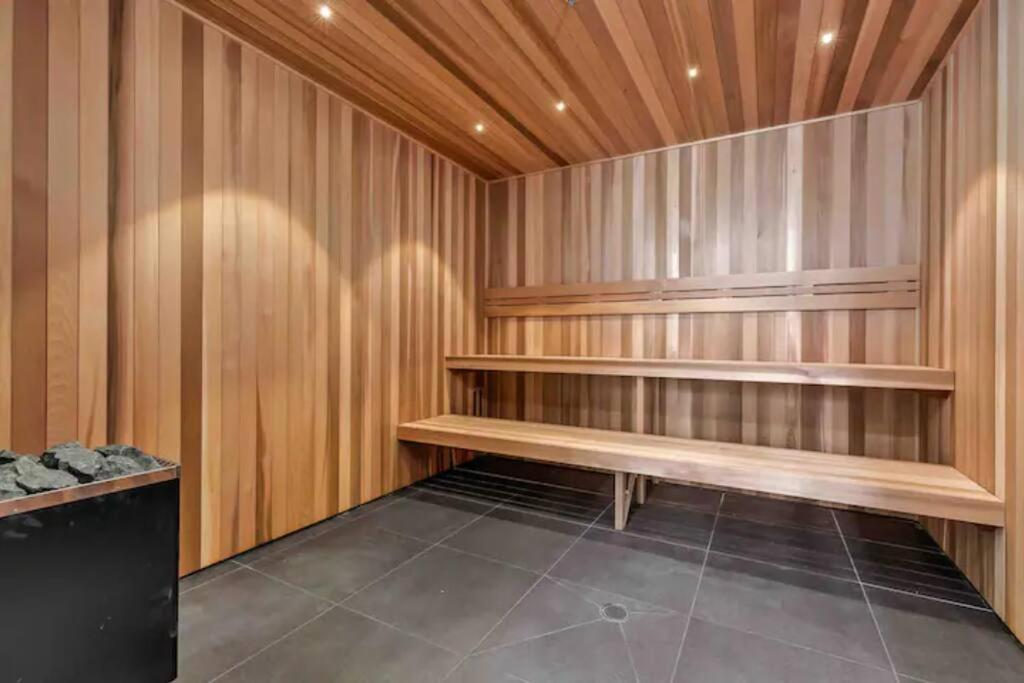 Comfy 2 Bed Apartment In The Heart Of Melbourne Exterior photo