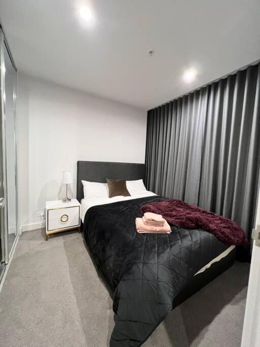 Comfy 2 Bed Apartment In The Heart Of Melbourne Exterior photo